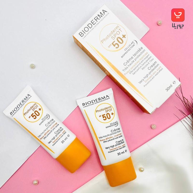 کرم ضد آفتاب بی رنگ بایودرما مدل Photoderm Spot spf50